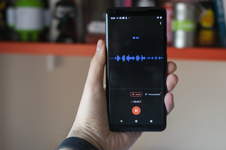 Así es como la grabadora de los Google Pixel es capaz de convertir voz a texto en tiempo real usando machine learning on-device