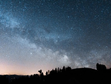 El uso de inteligencia artificial ha permitido descubrir más de 2.000 “estrellas bebé” entre 4,1 millones a unos investigadores