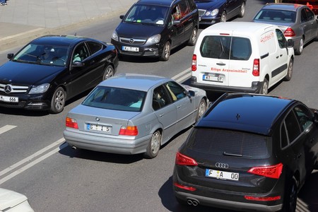 La inteligencia artificial también está en la carretera: así funciona el reconocimiento automático de matrículas (o ANPR)
