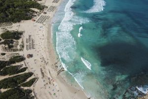 Tu hueco para la sombrilla, reservado por una app: Palma va a experimentar con las "playas inteligentes"