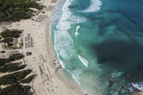 Tu hueco para la sombrilla, reservado por una app: Palma va a experimentar con las "playas inteligentes"