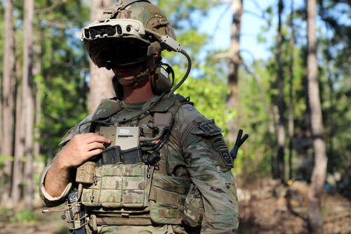 Microsoft ha cancelado el desarrollo de las HoloLens militares. Quién toma el relevo: el fundador de Oculus